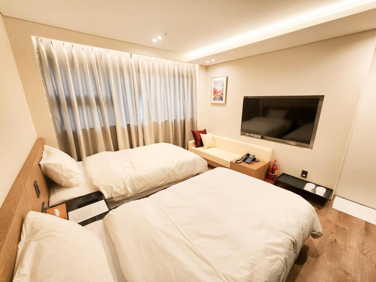 Eden Foret Hotel Chungju Buitenkant foto